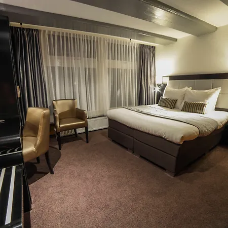 Mansion Hotel 3*