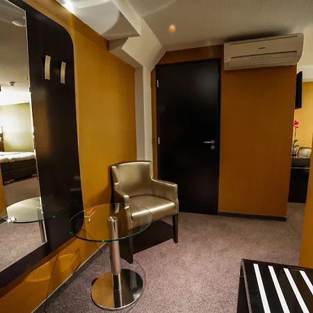 Hotel Mansion 3*