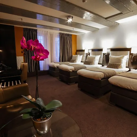 Mansion Hotel 3*