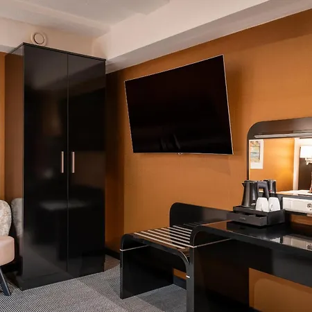 Mansion Szálloda 3*