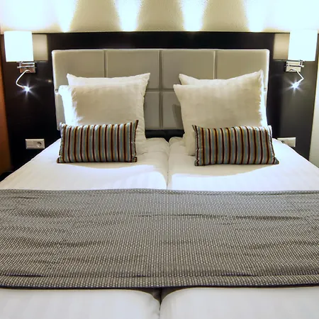 منسيون فندق